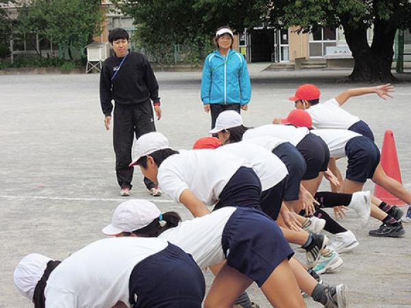 ６年生のかけっこ教室（区立浜田山小学校）