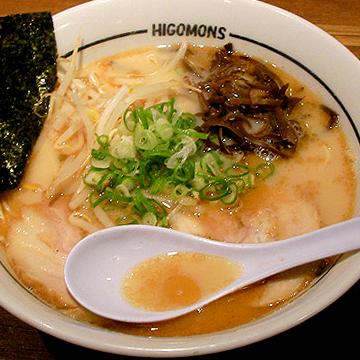 ラーメン／670円／麺150g