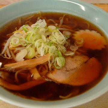 ラーメン／500円／麺150g