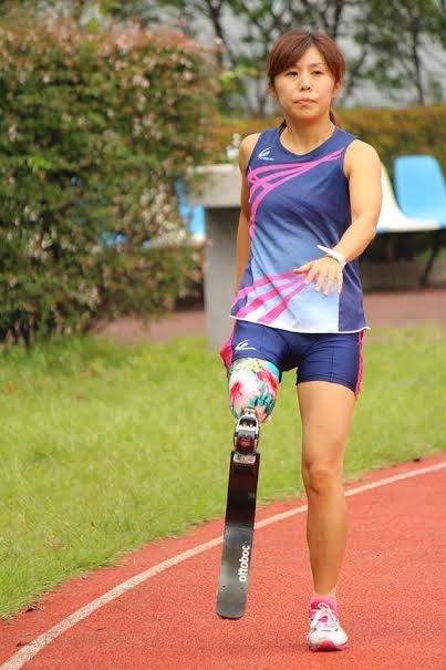 試合前にアップ