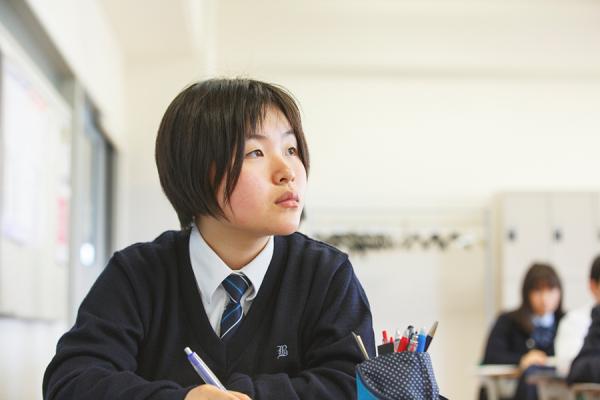 「私たちの自主性を大事にしてくれるところがこの学校の自慢です」と生徒談（写真提供：文化学園大学杉並中学・高等学校）