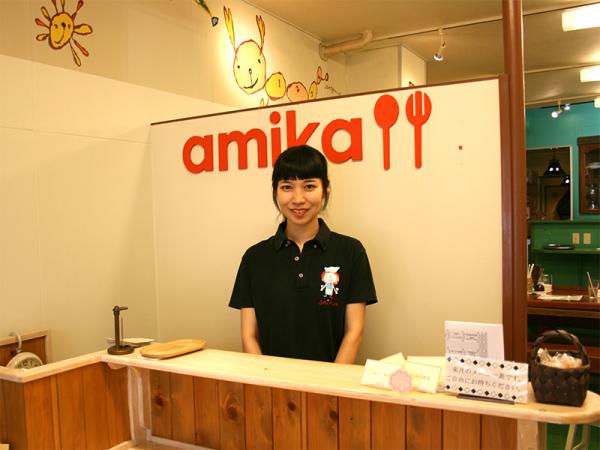 「ヘルシー定食はお客様の要望で生まれました」と話す、店長の佐藤さん