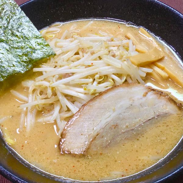 みそラーメン／820円／麺160g