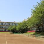 1926（昭和元）年に「立正高等女学校」として設立。2002（平成14）年に中高男女共学がスタートした（写真提供：東京立正中学校・高等学校）