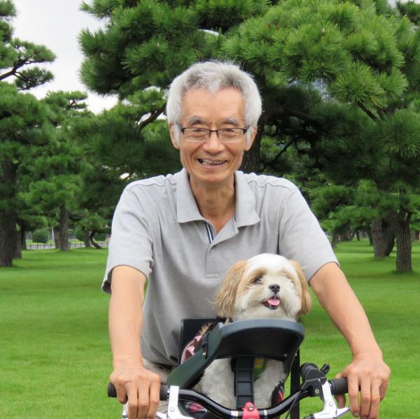 愛犬のサリーちゃんとサイクリング（写真提供：和田良夫さん）
