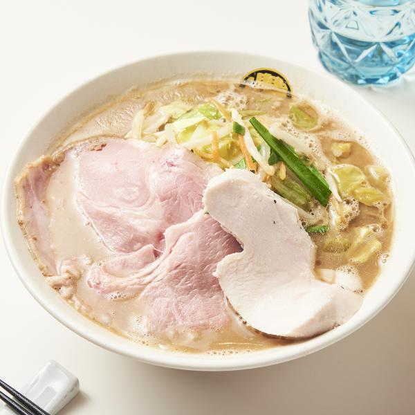 濃菜麺／870円／200g。しょうゆベースの看板メニュー（写真提供：井の庄）