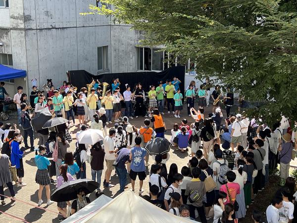 西高生のパワーを体感できる記念祭（写真提供：東京都立西高等学校）