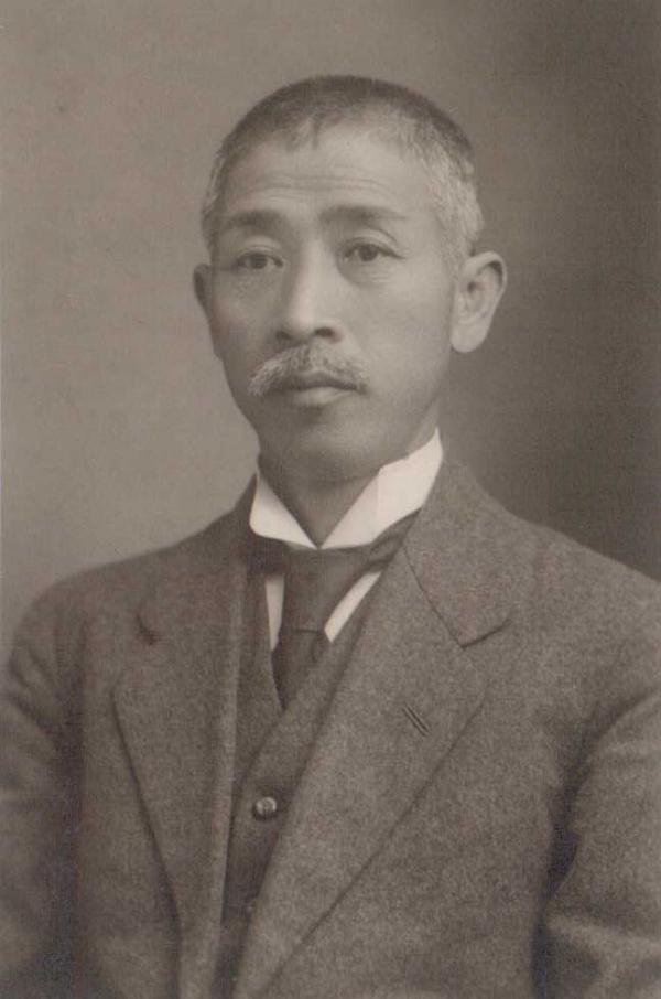 滋賀重列氏（1866-1936）。日本で初めて本格的に「住宅」を論じた （写真提供：東京工業大学）