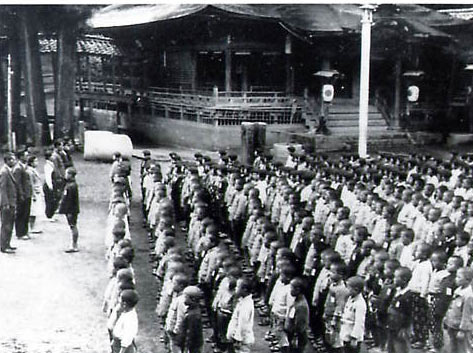 朝礼　杉並第二学寮