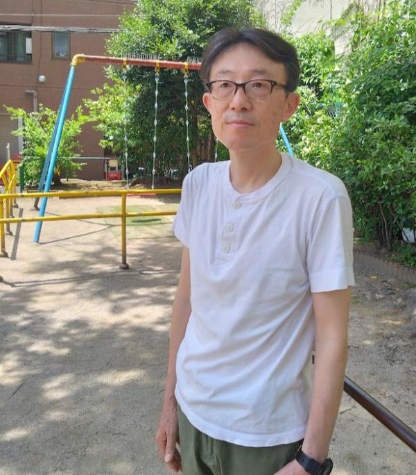 「光だけで空間を変えられるのが面白い」。「ピッカリ公園」の舞台となった阿佐谷児童遊園で