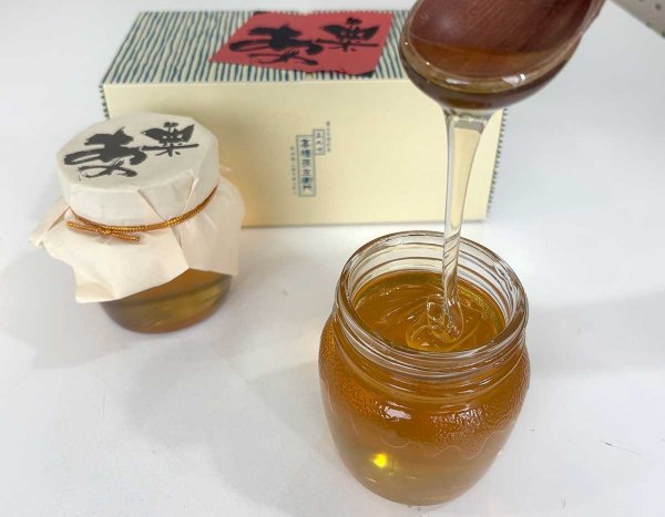 明治天皇や昭和天皇も好まれた伝統銘菓「粟飴」