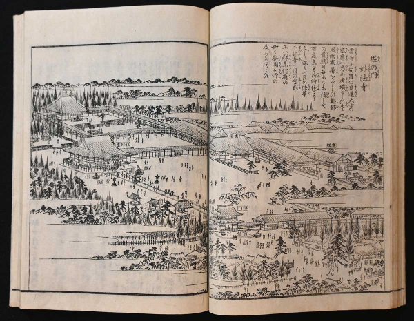 『江戸名所図会』の「堀の内妙法寺」（杉並区立郷土博物館所蔵）。参道を進むと楼門、祖師堂に至る。祖師堂の後ろには本堂、右に玄関、回廊、庫裏（※３）がある