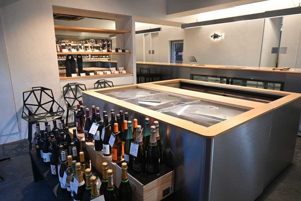 フードロスを極力抑えるべく、ショーケースに陳列せず、注文を受けてから調理