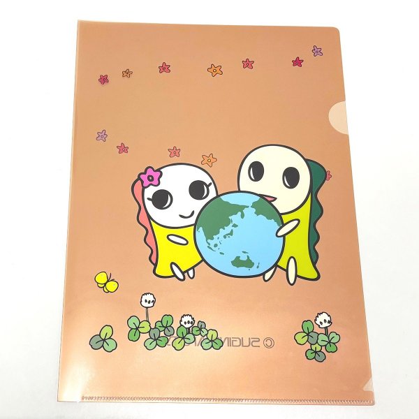 花が散りばめられていてかわいい