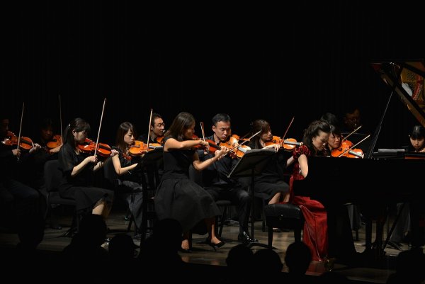 杉並公会堂小ホールでの第１回定演。曲目には協奏曲が登場（写真提供：荻窪祝祭管弦楽団）