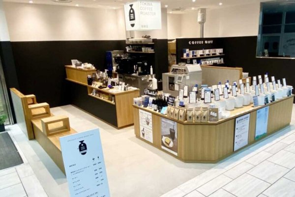 販売はルミネ荻窪店のみ。コーヒーの香りが広がるおしゃれな店内（写真提供：常盤珈琲焙煎所）