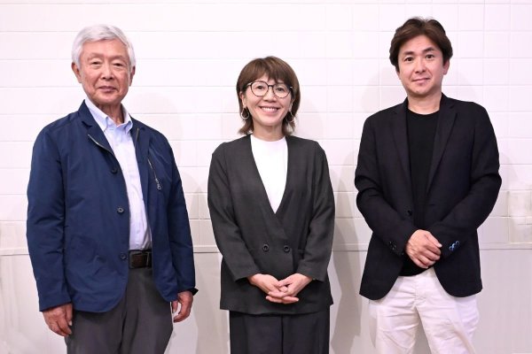 左から東島信明さん、野上優佳子さん、川口真史さん