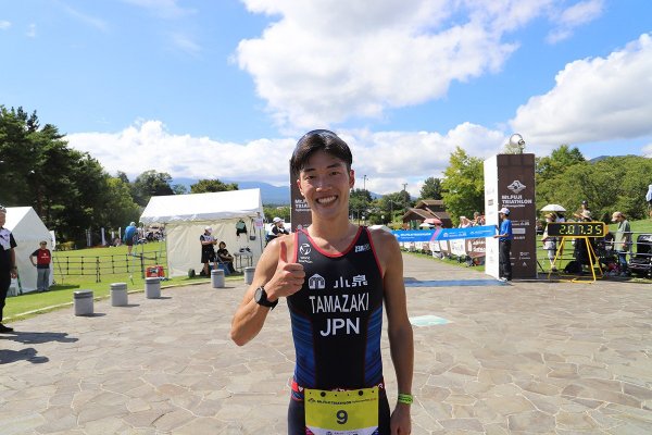 2021（令和３）年度入社の玉﨑選手。Mt.富士トライアスロン富士河口湖の大会アンバサダーも務める（写真提供：株式会社 小泉）