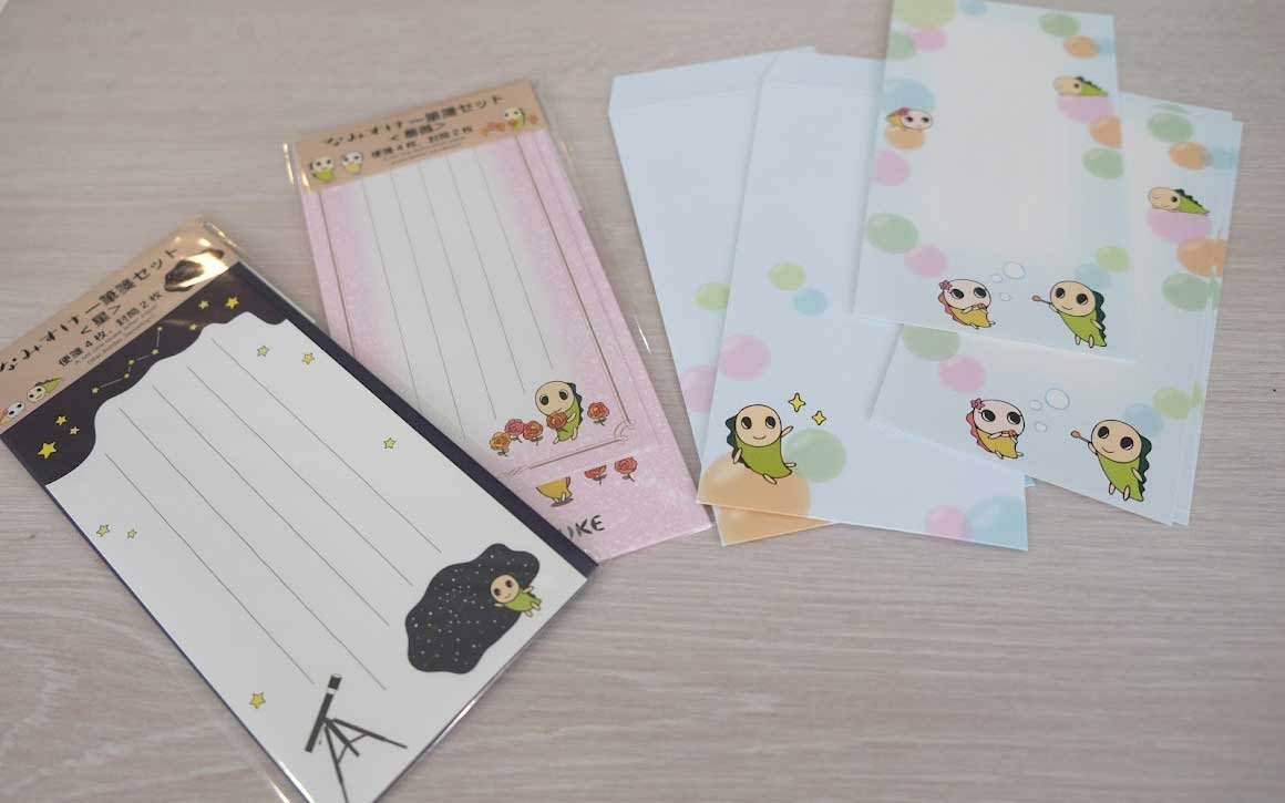 プチプライスながら丁寧な作り。左から「星」「薔薇」「シャボン玉」