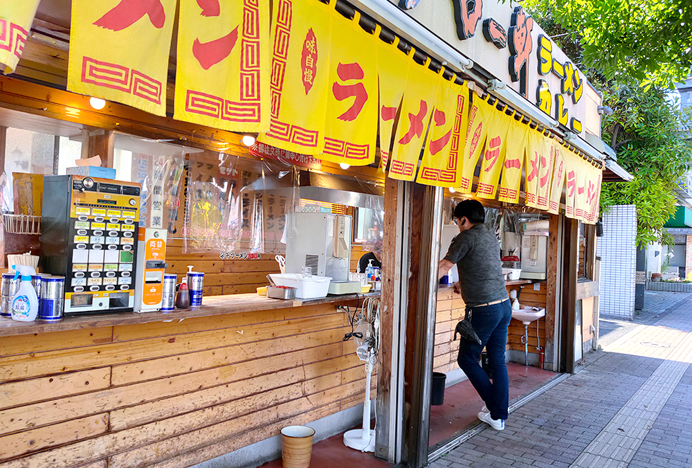 タロー軒は24時間営業、年中無休。いつでも食べに行けるのがうれしい