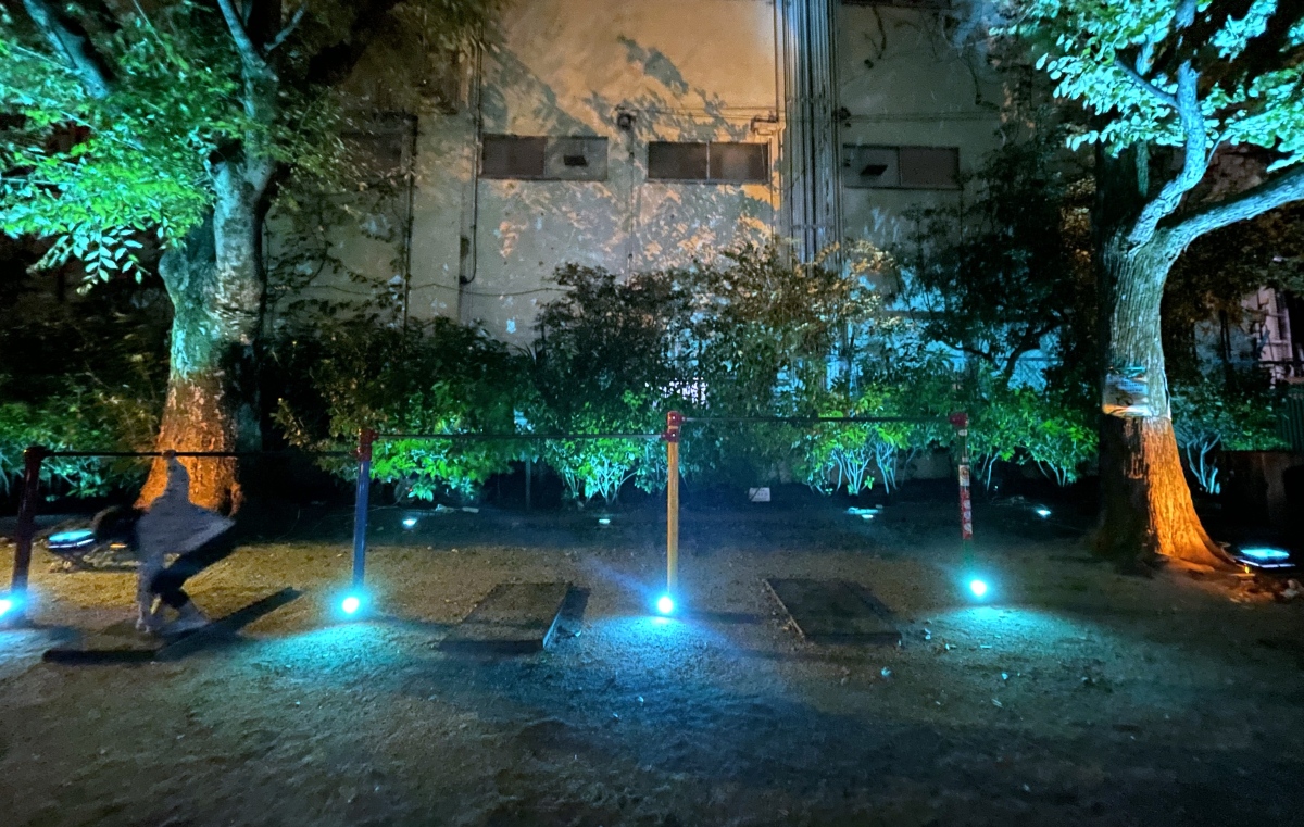 工藤さんの照明デザインによるアートイベントを行った阿佐谷児童遊園（写真提供：すぎなみ戦略的アートプロジェクト）